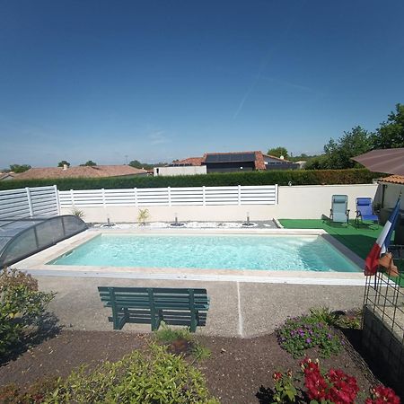 Le Studio Saint-Martin-des-Tilleuls 外观 照片